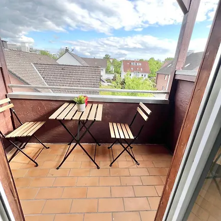 - Schoene Mit Balkon * Paderborn