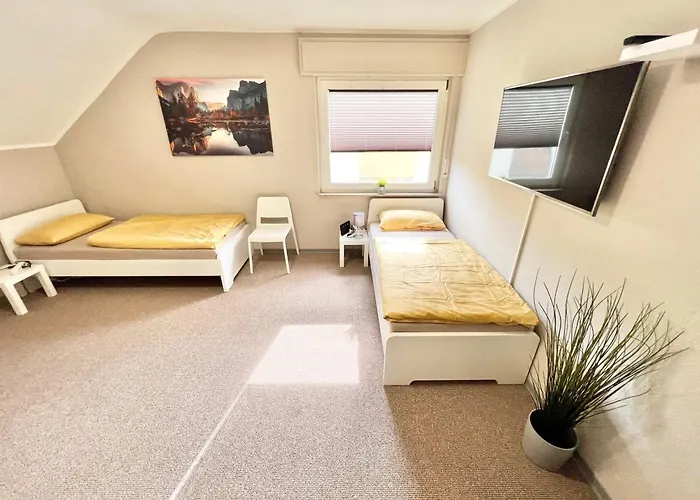 - Schoene Mit Balkon Paderborn