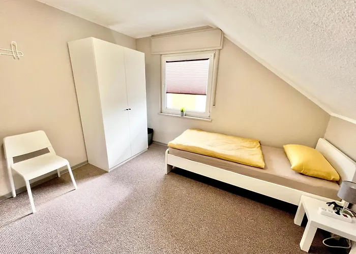 - Schoene Mit Balkon Paderborn